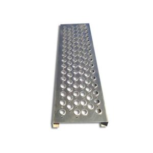 BESTfit Aluminum Lower Step Panel, 34 Inch  For Kenworth