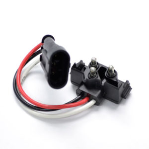 4 Inch Adapter Pigtail - Converts Weather Pack 3 Pin Plug To Standard Right Angle Plug